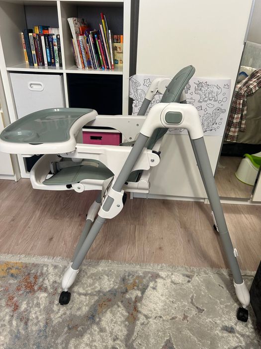 Продам стульчик для кормления Ilovi light