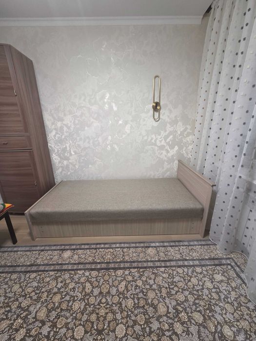 Продам тахту 900