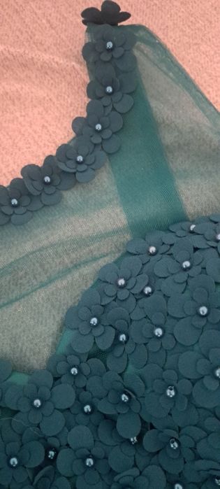 Rochie scurta cu aplicatii manuale