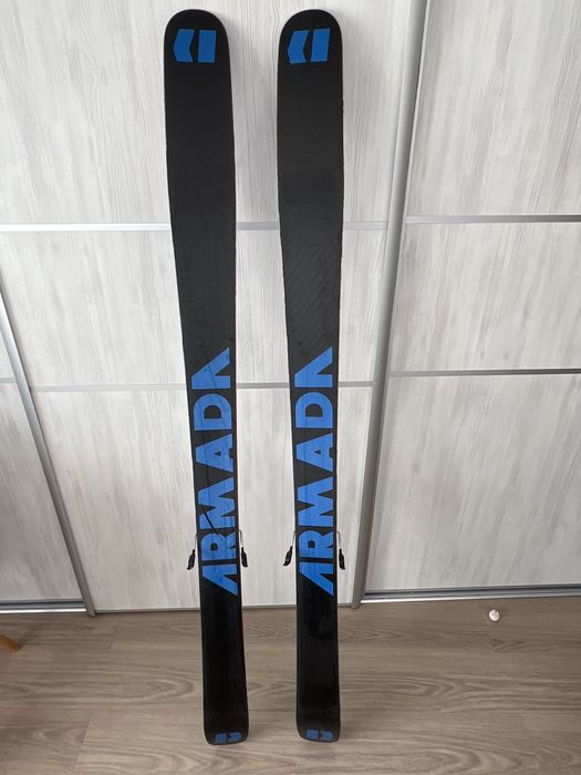 Schiuri Armada TST 183 cm