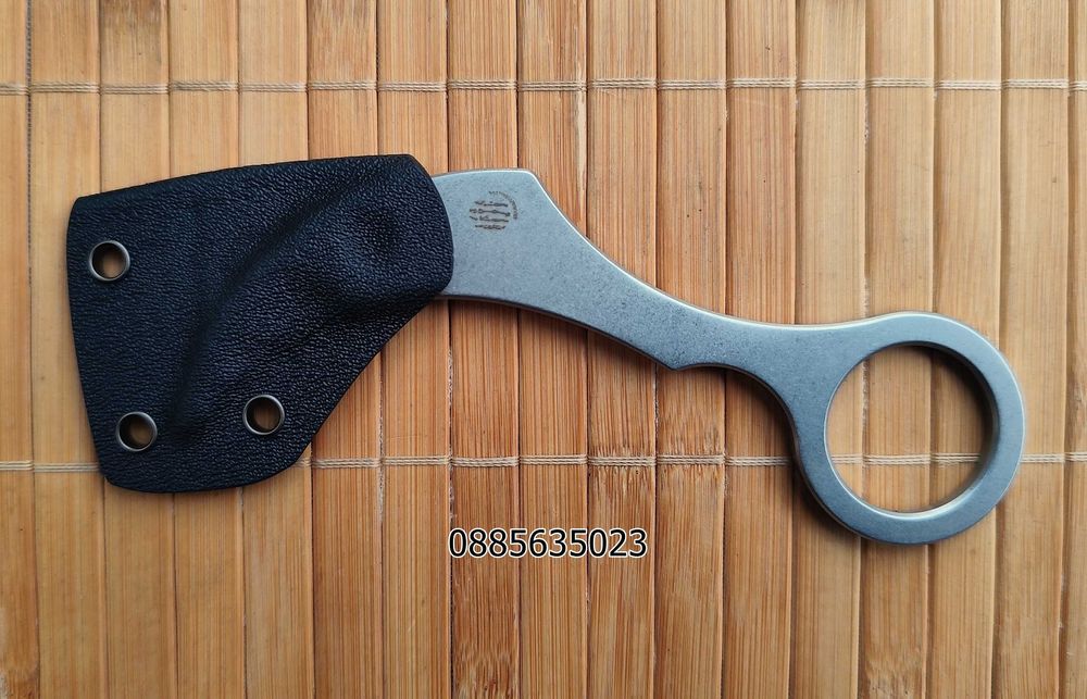 Карамбит с фиксирано острие