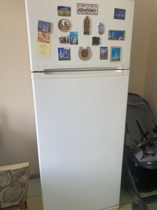 Продам холодильник