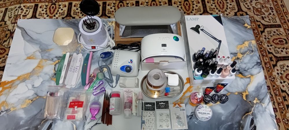 Продаётся материалы маникюр!!!