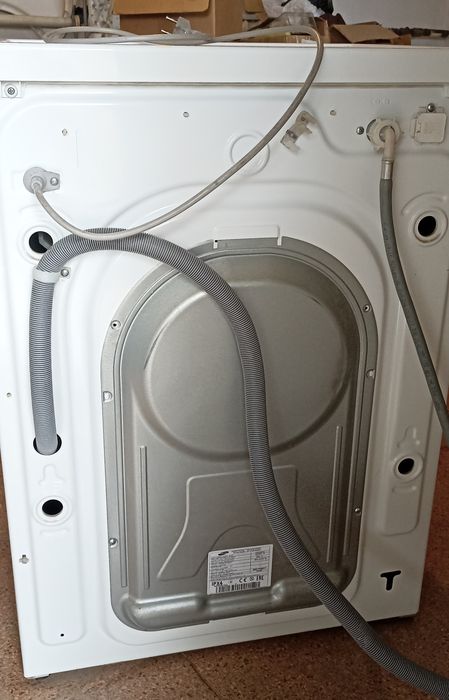 Продам стиральную машину Samsung