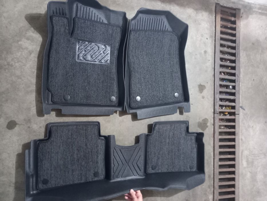 Продам полики  KIA CERATO И К3