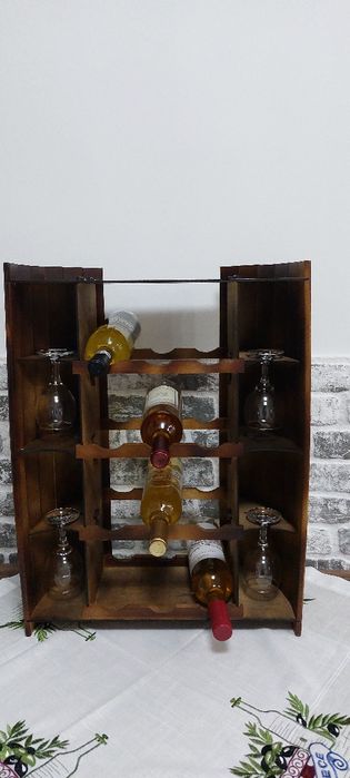 Mini bar rustic pentru  12 sticle 4 pahare