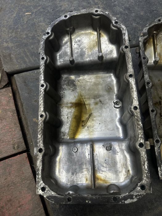 Поддон от лады весты и гранты