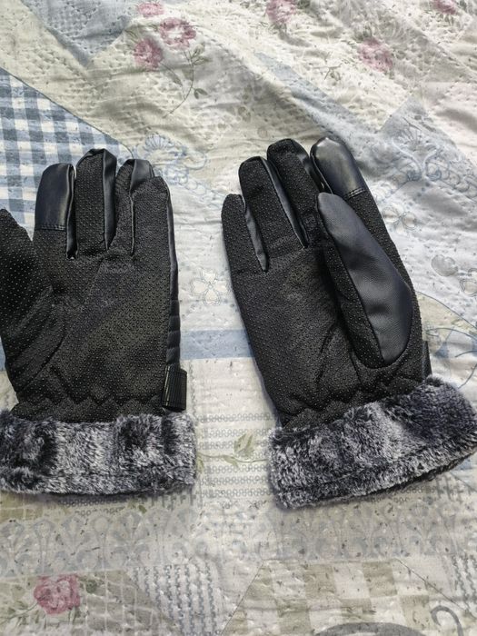 Продам перчатки новые