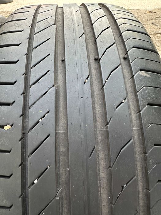 2бр. летни гуми 235/45/19 Continental SportContact 5 SSR Runflat