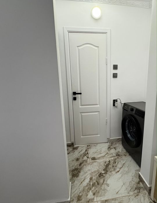 Vand Apartament 2 camere,RENOVAT COMPLET!