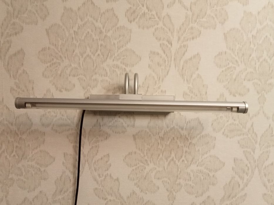 Продам подсветка для картин