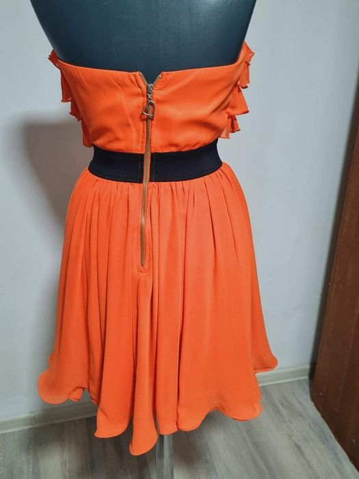 Rochie scurta volanase