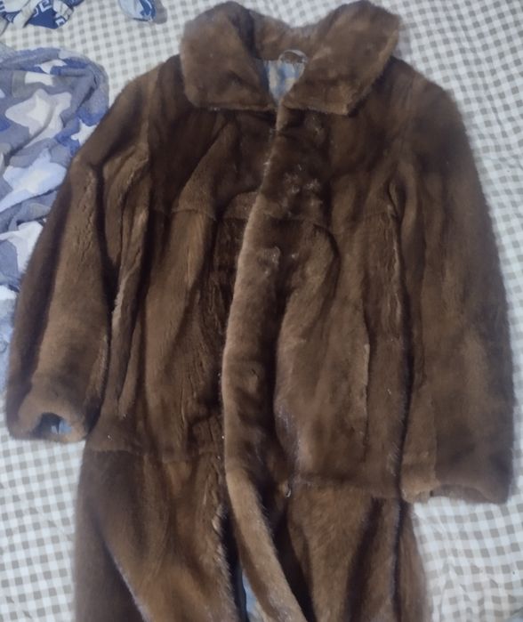 Продам шубу норковую