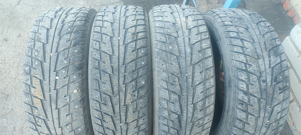 Комплект резины шиповонная