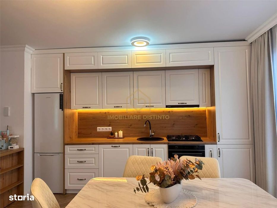 Apartament cu 3 camere bloc nou zona Daliei