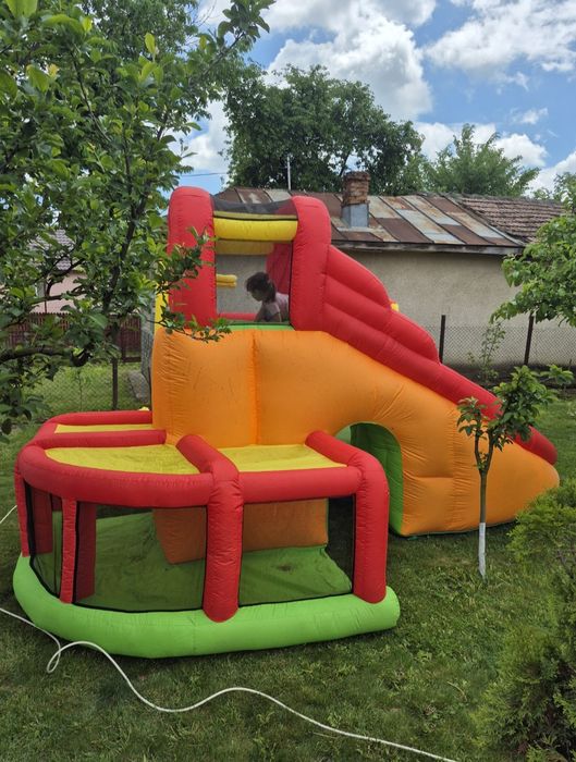 Bubble house,tobogane gonflabile!