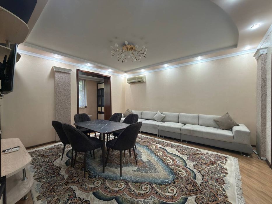 Продается 3х ком квартира, ориентир: ЦУМ Кафе дустлар, 83,33м²