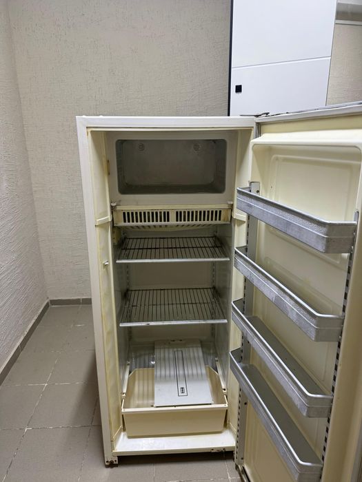 Холодильник.