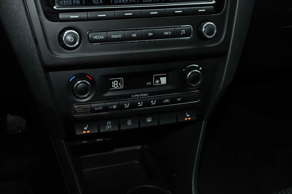 Skoda RAPID Proprietar /Clima /Scaune incalzite /Bluetooth