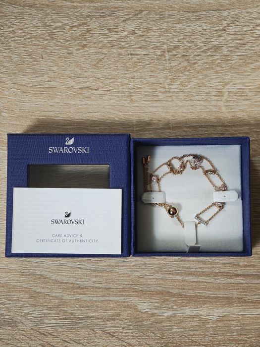 Swarovski бижута