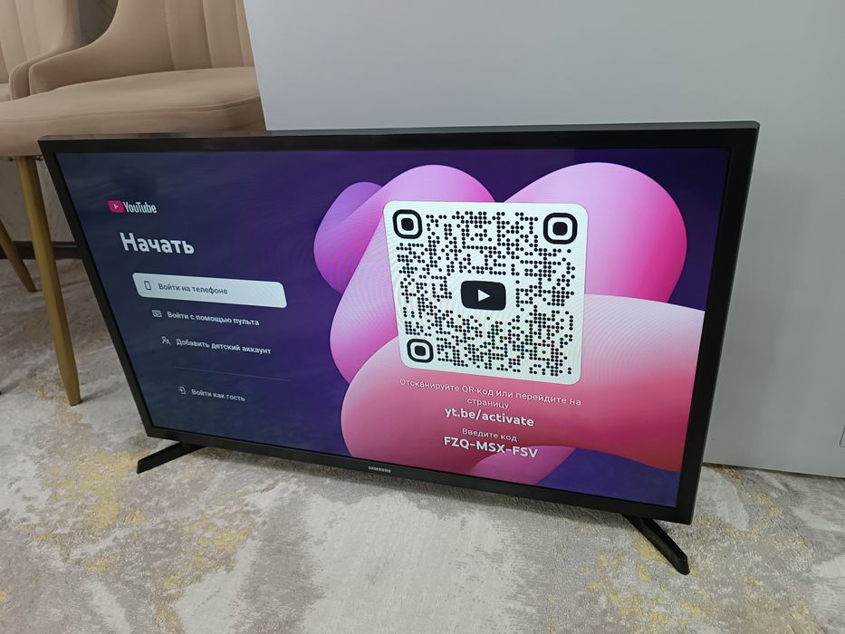 Телевизор SAMSUNG Смарт Tizen OS.