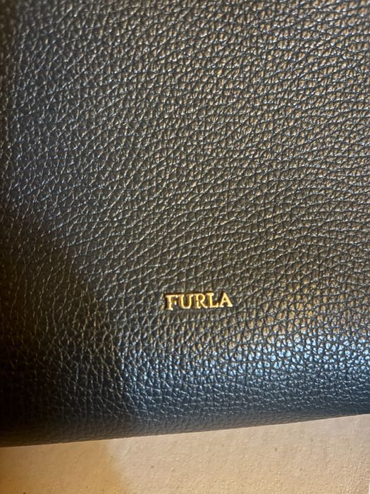 Poseta Furla crossbody din piele