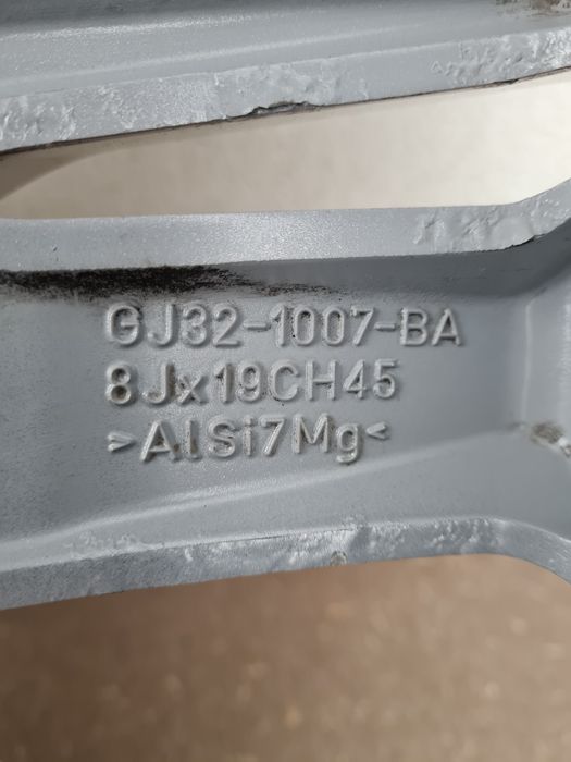 Оригинални джанти за LAND ROVER FORD VOLVO R19 5x108 ET45 8J