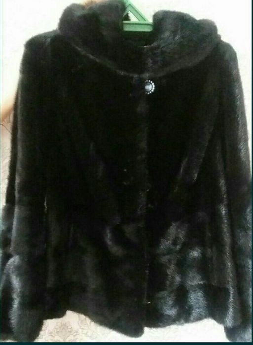 Продам норковую шубу