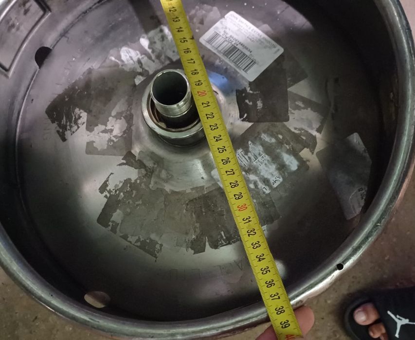 Bazine inox curate cu dop cu filet ce închide perfect