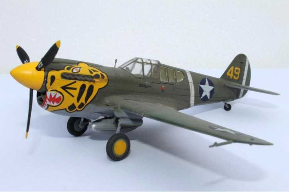 модель самолета Curtiss P-40 Tomahawk 1/72 NOVO СССР РАРИТЕТ!