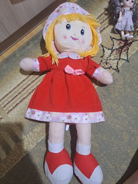 Продам куклы разные