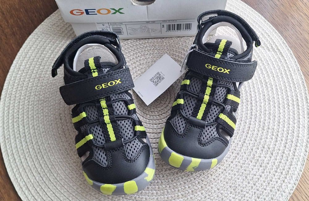 Нови сандали на Geox, UGG, Pablosky, Camper - н. 26