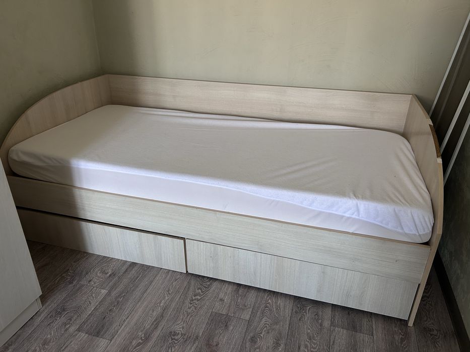 Продается кровать