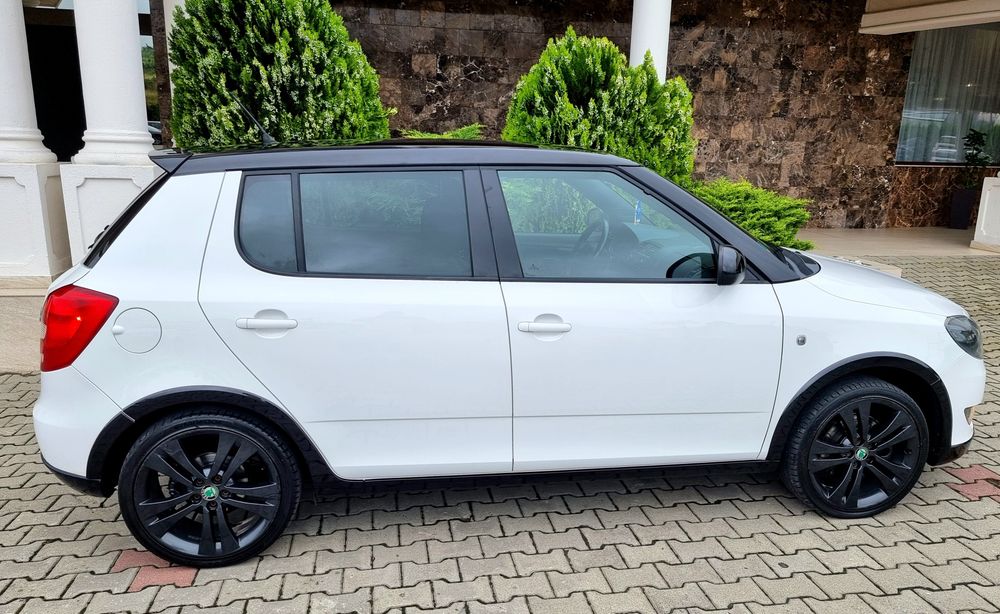 SKODA Fabia 2012 — imagine 4
