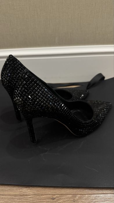 Продам красивые туфли от Basconi