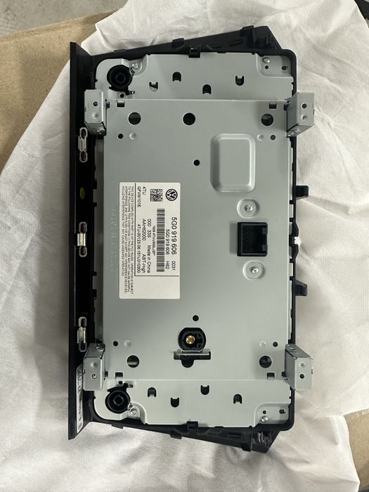 Оригинална навигация / мултимедия за vw / фолксваген