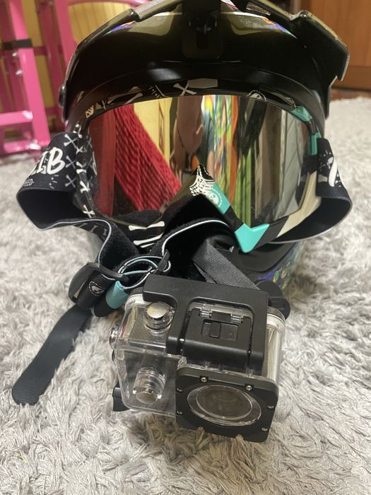 Vand casca de bicileta