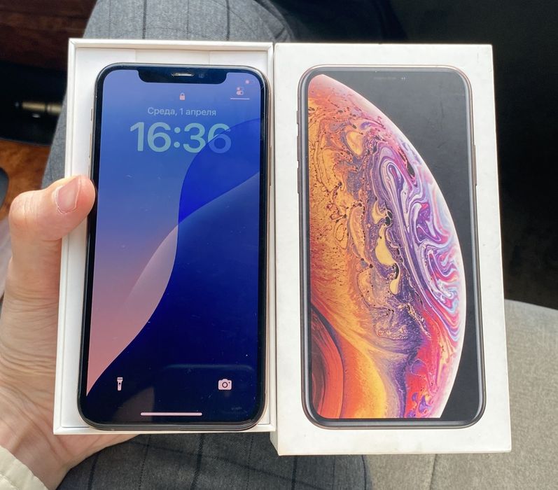 Iphone xs 64gb gold