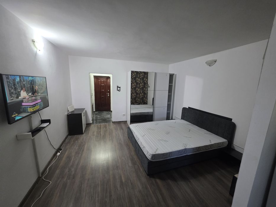 Inchiriez apartament 1 camera Podul de Piatra