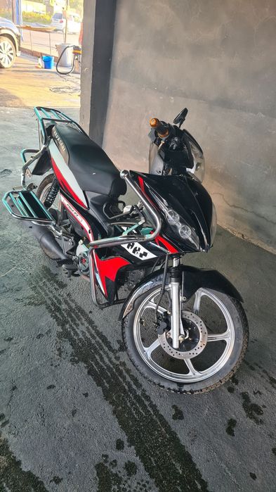 Мопед 110 сотилади