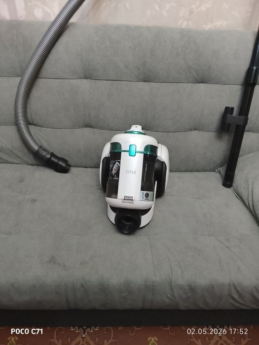 Продам пылесос artel