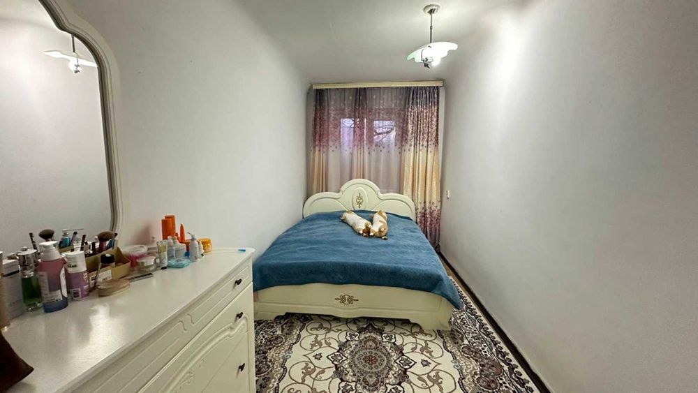 Продам 3 ком в центре АЙЫМ