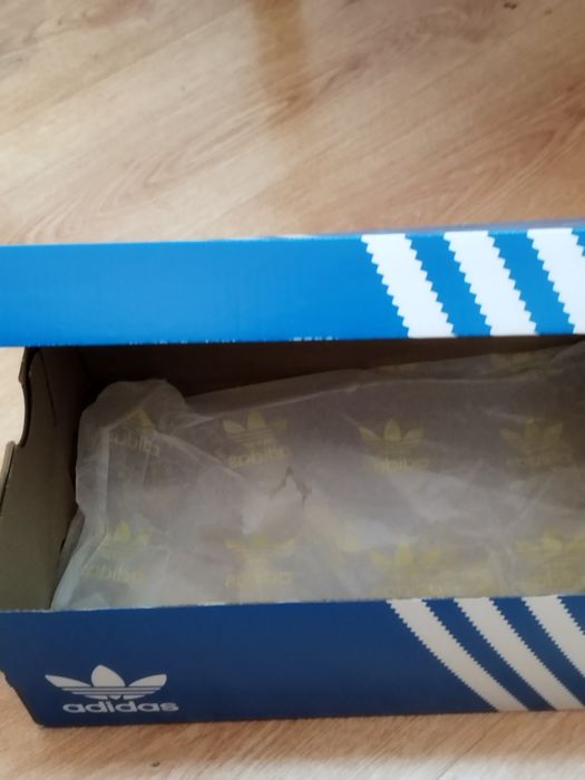 Addidas originals responce cl