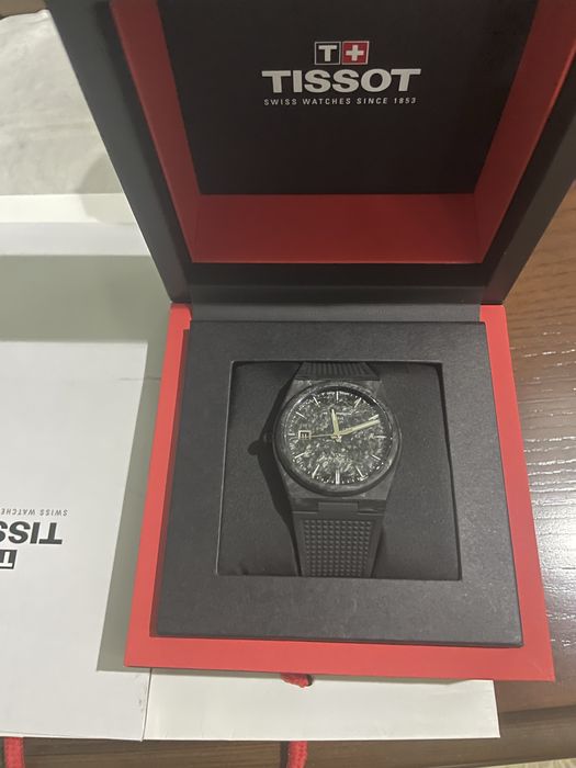 Редкая Tissot PRX Powermatic 80 Carbon