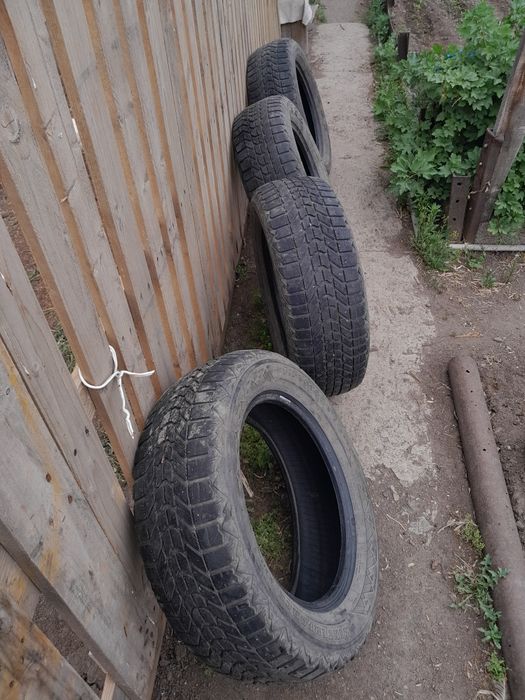 Продам резину R16