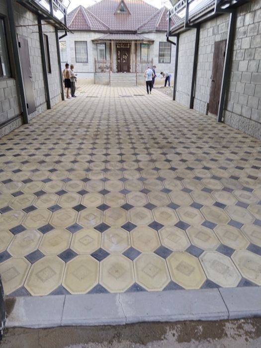 Укладка брусчатка ,бордюры