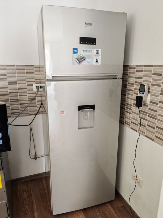 Frigider Beko cu congelator
