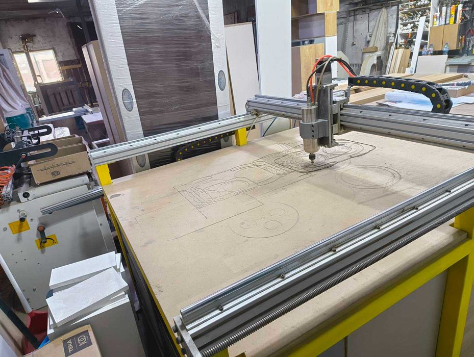 CNC Рутер за дървообработване