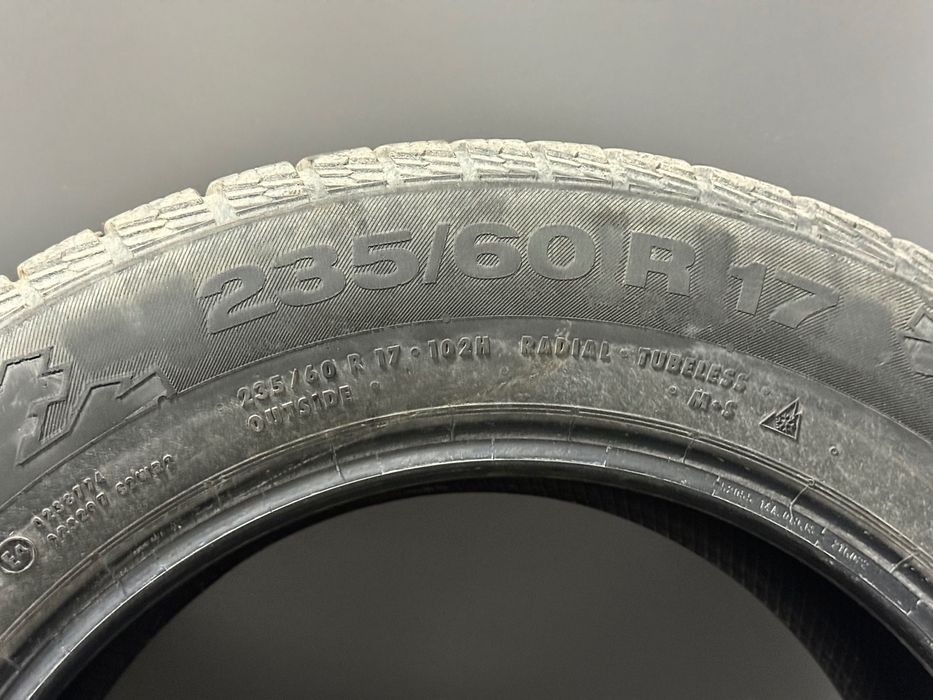 Anvelopa iarna Continental 235/60 R17 102H