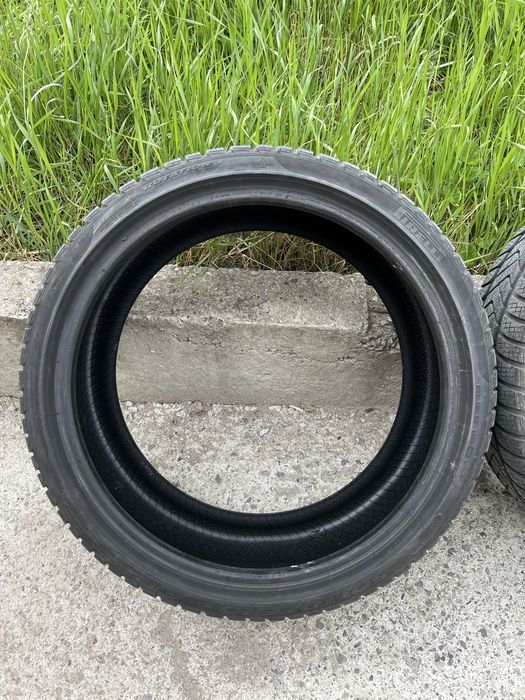 Продавам зимни гуми Pirelli Sottozero 3